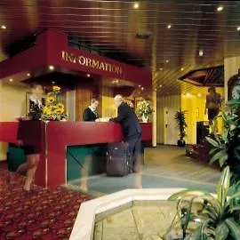 Golden Tulip 4*