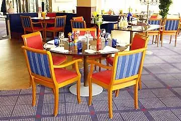 Golden Tulip Hotel 4*